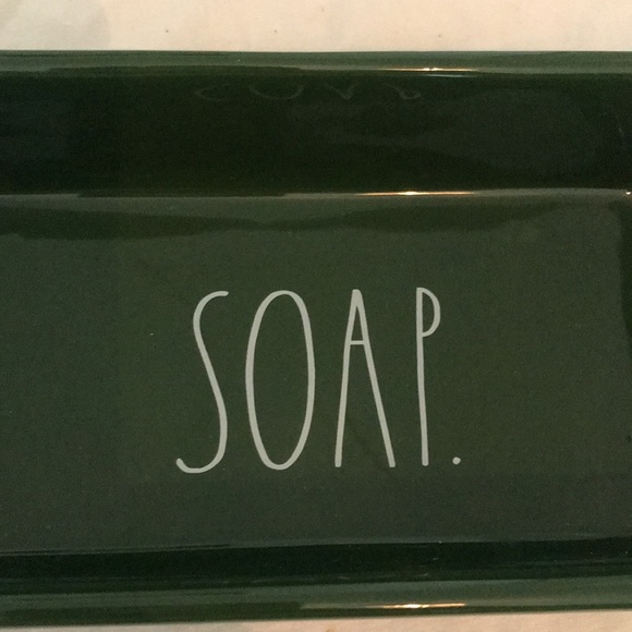 Rae Dunn soap dish in a beautiful green. - Picture 4 of 6
